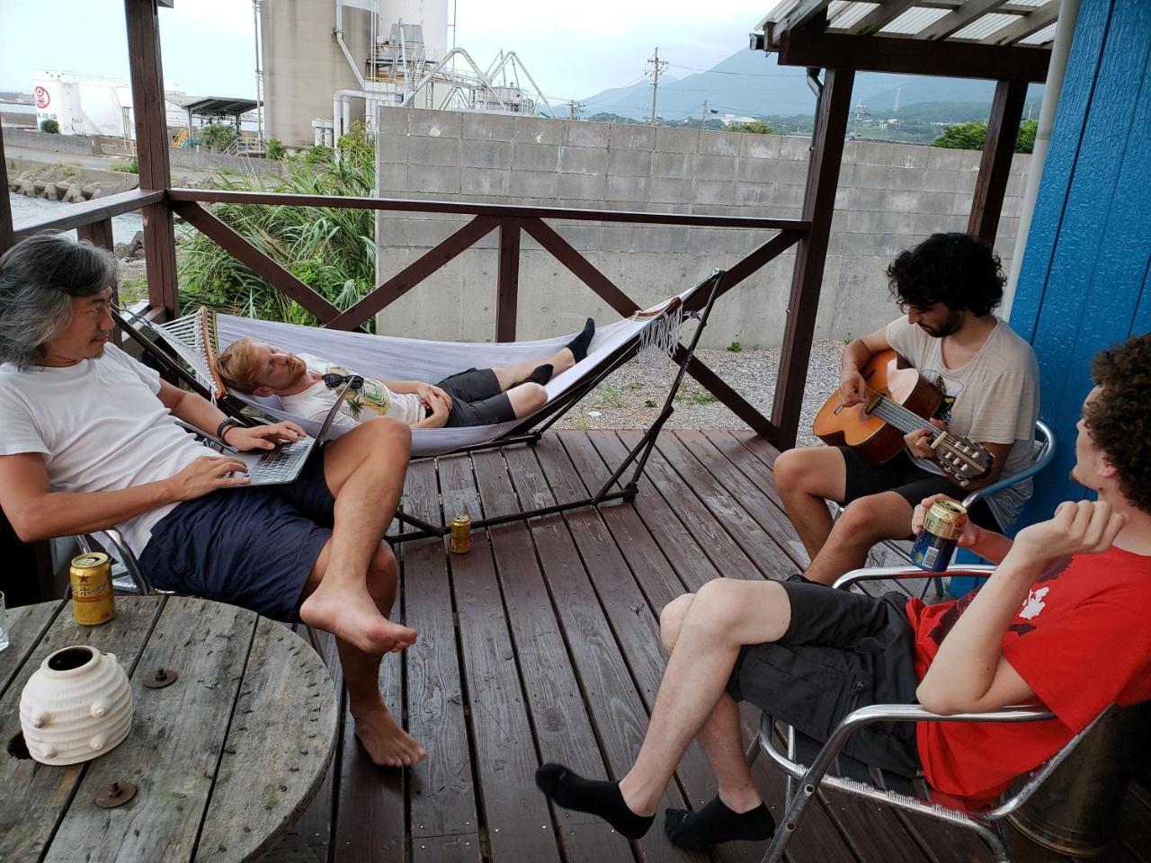 Yakushima Youth Hostel エクステリア 写真